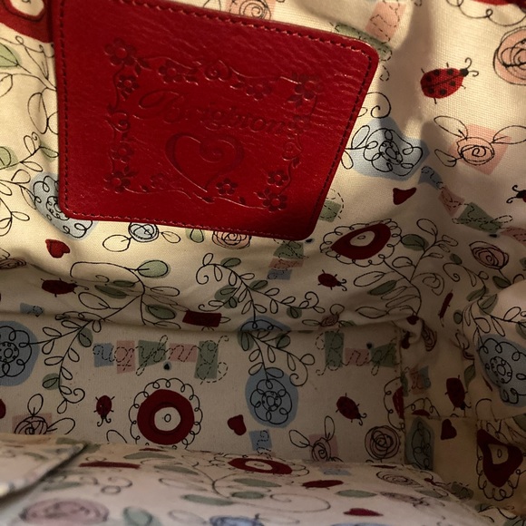 Brighton straw purse w red leather and flower details. - Picture 3 of 7